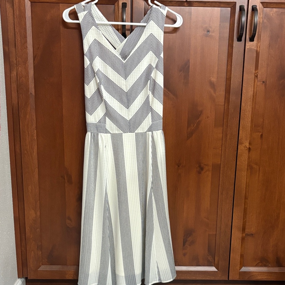 Elegant Black and White Chevron Dress